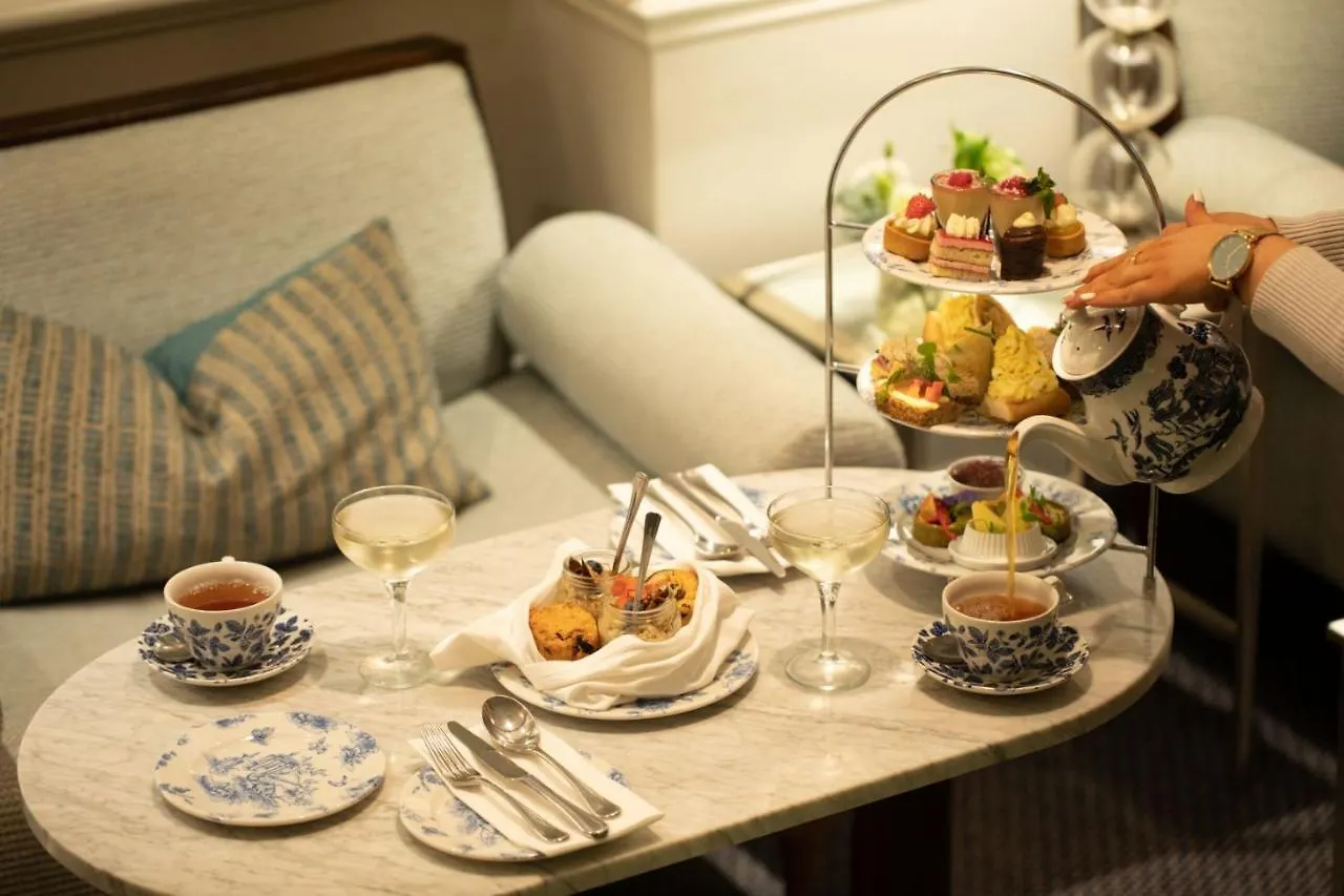 The Metropole Hotel Корк 4*,