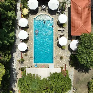 Agrili & 3* Elia Nikitis